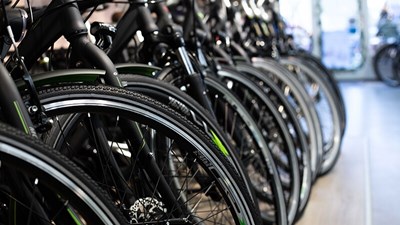 Cykelforhandler i Hillerød | Stærke på cykler tilbehør
